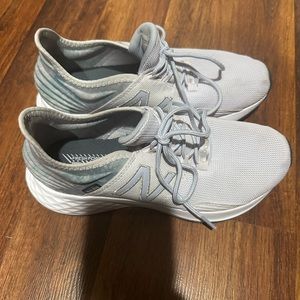 New Balance Tennis Shoes